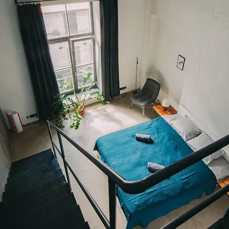 Apartment Old Factory Loft Aprtment L39