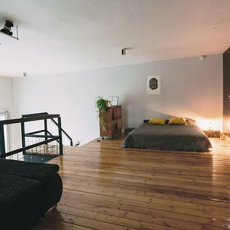 Old Factory Loft Aprtment L39 * 里加