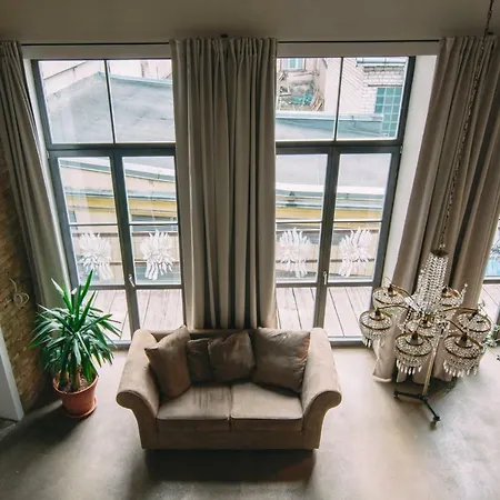 Old Factory Loft Aprtment L39 公寓